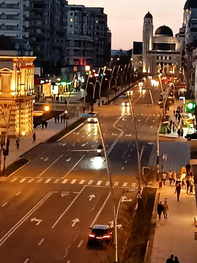 Central Бакэу Экстерьер фото